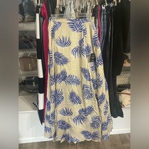 Lulus Palm Palm print maxi skirt with tags - size medium